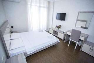 Отель Orbi Sea Tower in Batumi Батуми Номер-студио с балконом-19